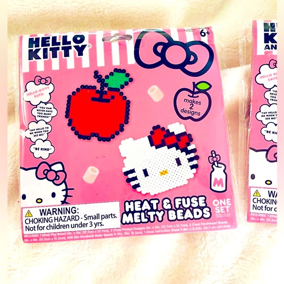 HELLO KITTY & FRIENDS Heat and Fuse Melty Beads and Crafts (Set of 2) - Picture 2 of 9